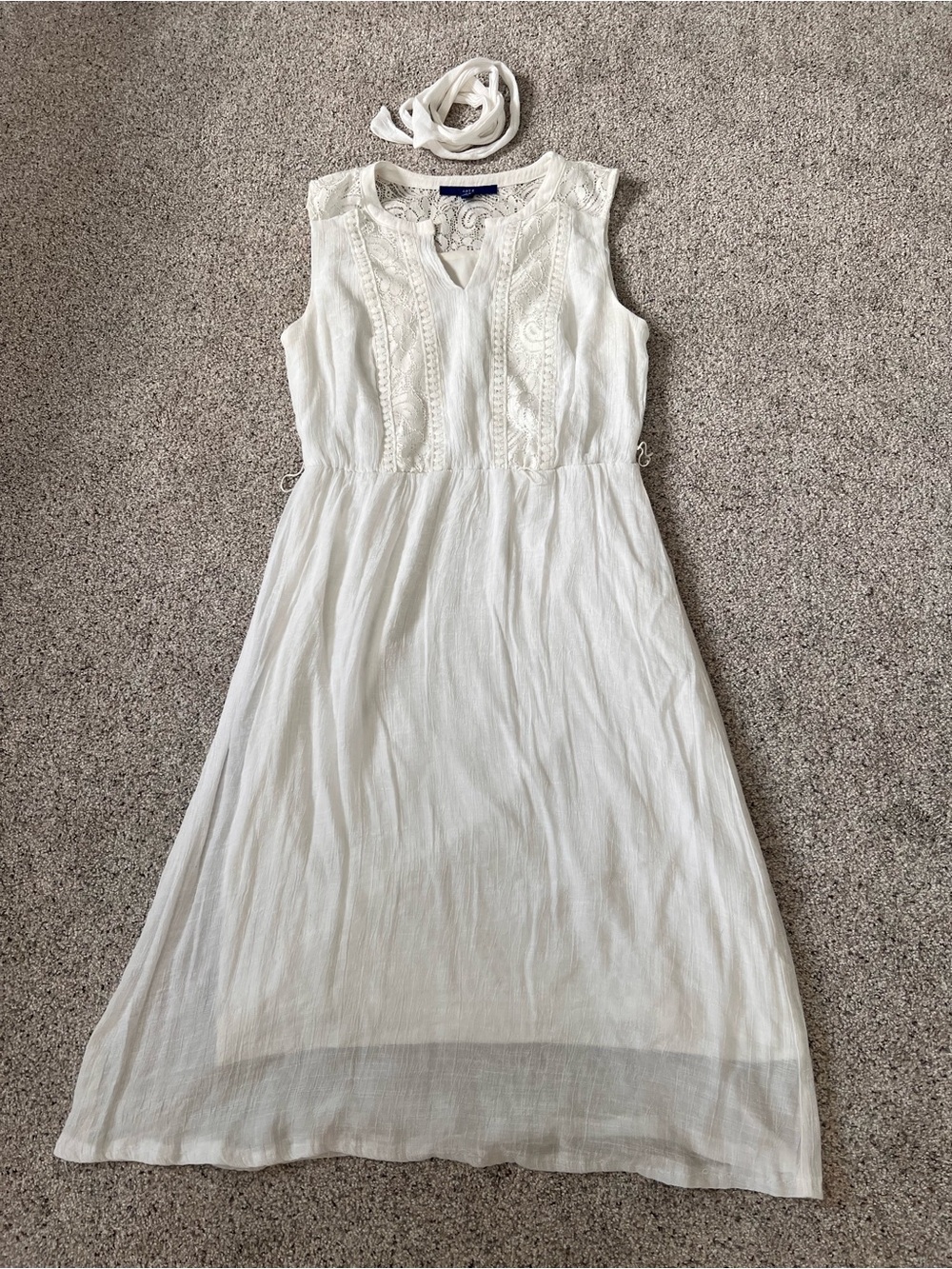 White Sleeveless Lace-Detail Y2K Women’s Dress